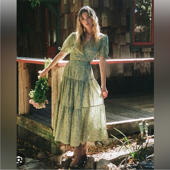 Christy Dawn Dresses & Skirts - Christy Dawn Buck Floral Augusta Maxi Dress